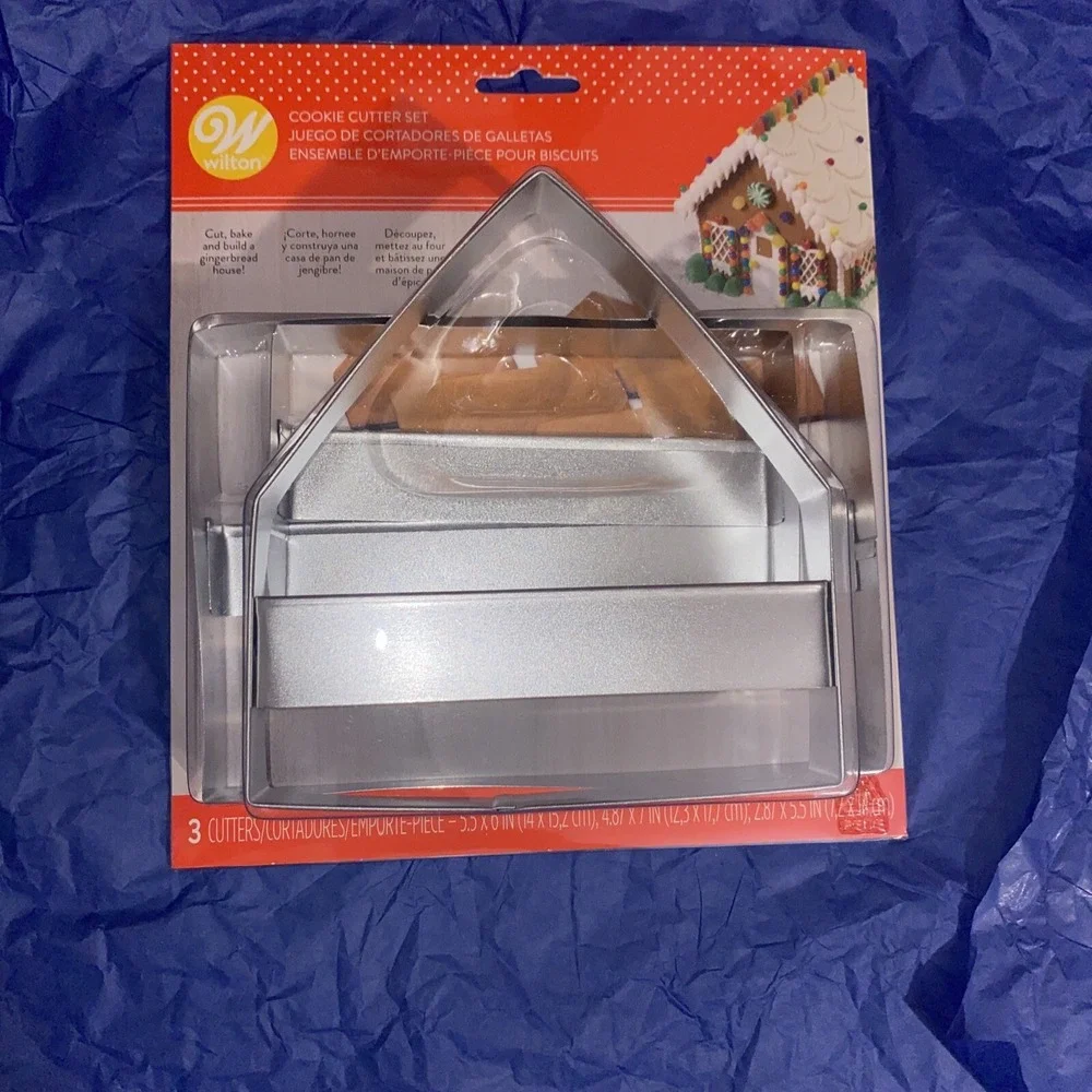 Wilton Gingerbread House Cookie Cutter Set‎ 3ps Set Christmas 6